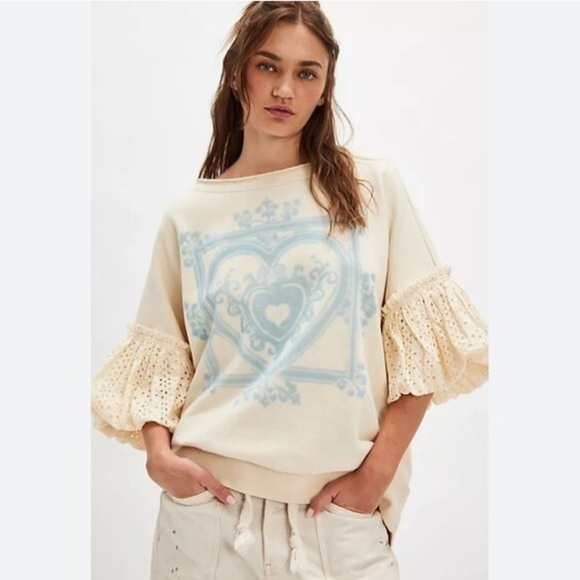 NWT ❤️‍🩹 Free People Doily Eyelet Heart Lace Oversized Sweatshirt Top Sz. XS - Picture 9 of 9